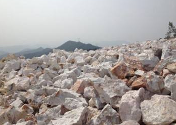 1葉臘石在陶瓷坯中作用,葉臘石粉碎機 葉臘石在陶瓷坯中作用,葉臘石粉碎機