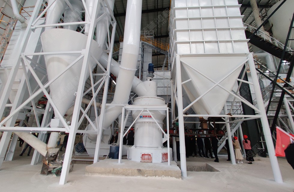 煤瀝青磨粉機 煤瀝青磨粉機